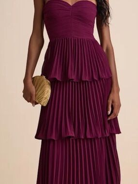 Lulu's Strapless Tiered Pleated Dress - Plum